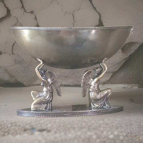 Mcm brass serving skulpture - mcm,