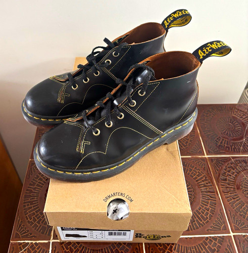 Martens black church - dr,