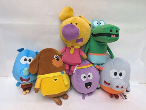Hey duggee small - x6, sized