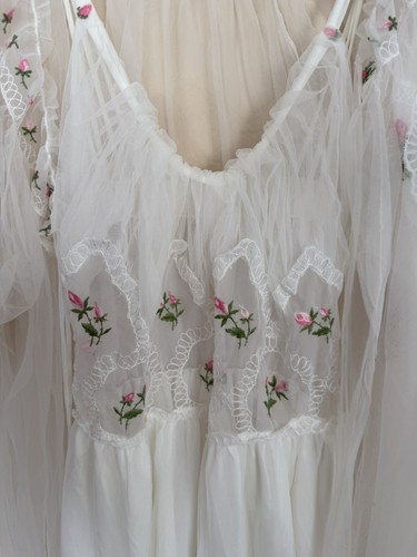Vtg white nylon chiffon 2 - vtg,
