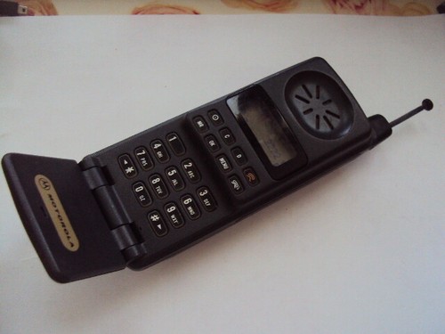 Retro brick motorola microtac - motorola,