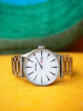 Nixon Sentry SS Watch in Silver / White