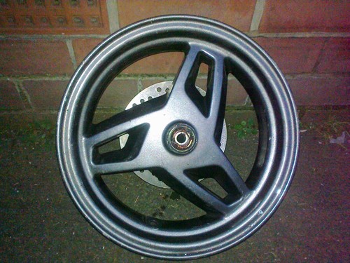 Scooter front wheel and disc