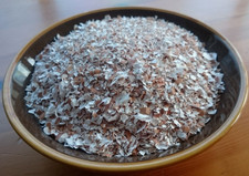 Finely crushed, organic egg shells from free-range hens.  600g in a reusable jar