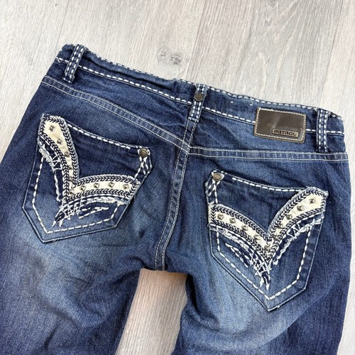 Ultra low rise bootcut - low, 7”