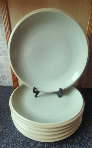 Stoneware dinner plates - x, 6