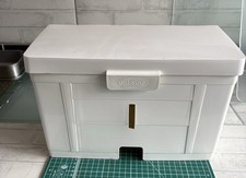 Multifold Hand Towel Dispenser White.  Used  (please Note Small Crack/Marks)