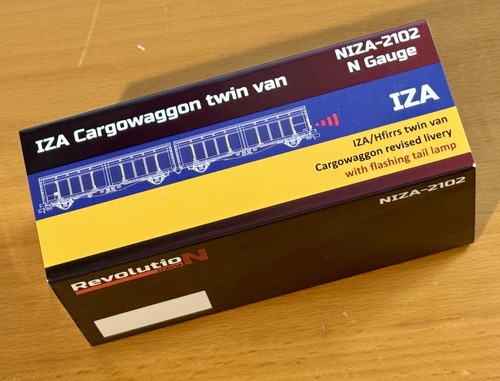 Revolution trains iza - revolution,