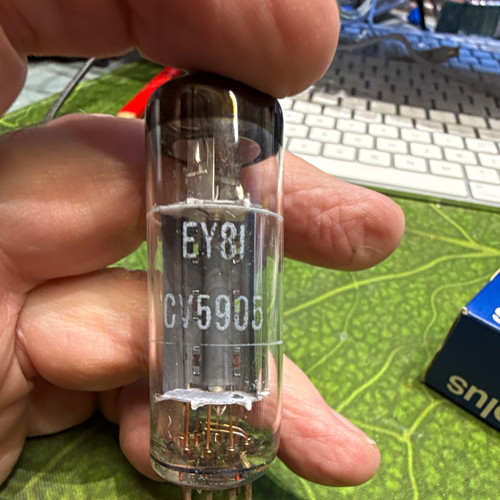 Ey81 vacuum tube - vacuum,