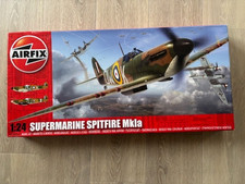 Airfix A12001A Supermarine Spitfire Mkla 1:24 Scale Airplane Model Kit, Used