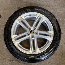 1 x Audi Q5 Mk2 S-Line 19”