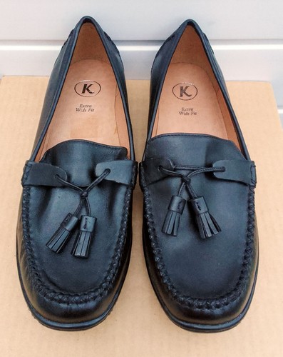 Shoes size ee - k, 4.5