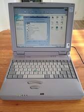 Retro laptop Toshiba Satellite 320CDT Pentium 233mhz MMX Win98SE