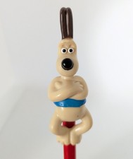 Vintage 1989 Wallace and