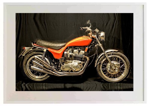 Triumph x75 hurricane - x75,