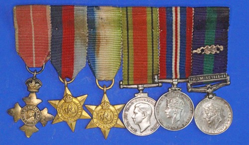 Ww2 miniature medals obe - miniature,