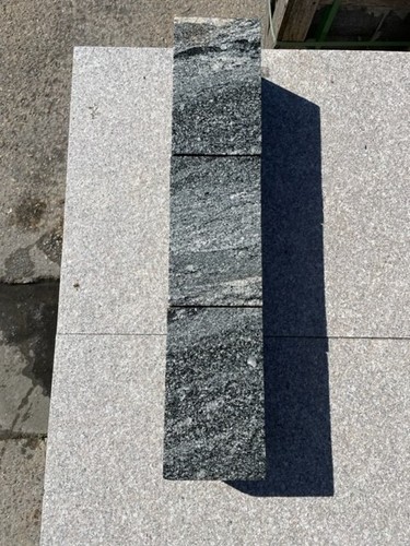 Marshalls trinculo granite - trinculo,