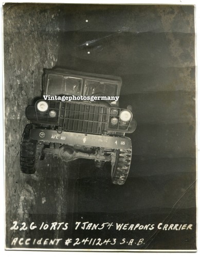 D5575 photo 1954 car jeep - photo,