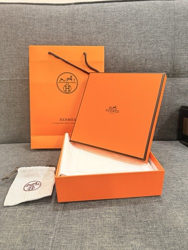 Authentic hermes empty gift - authentic,