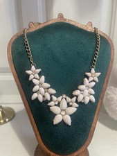 White floral statement bib - white,