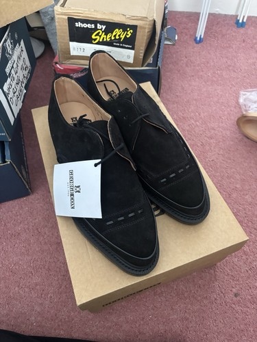 Brand new black suede george - black,