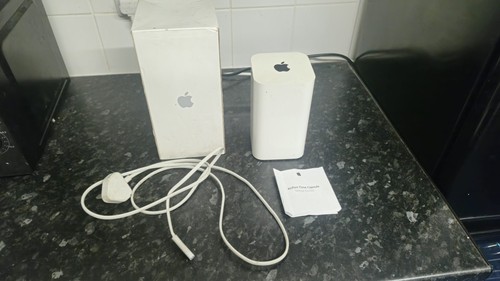 Apple airport time capsule - time,