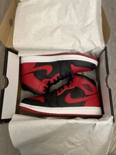 Size UK 6 - Jordan 1 Mid