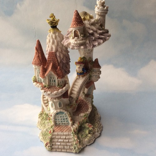 Leonardo castle mushroom - leonardo,