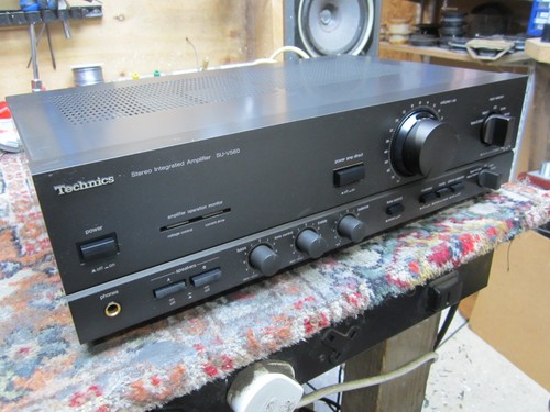 Technics v560 integrated - ,