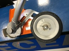 Stihl - FCB-KM Lawn Edge Trimmer - Kombi Attachment - Little Used