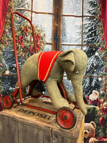Vintage push along - , elephant