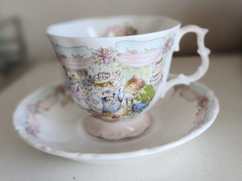 Royal doulton brambly - doulton,