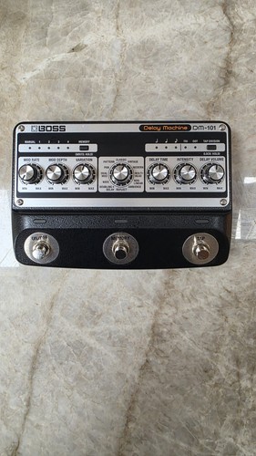 Boss 101 delay machine - dm-101,