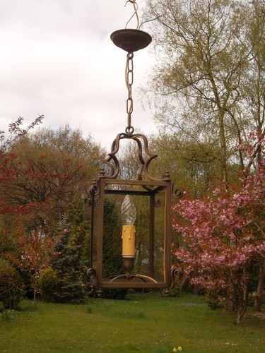 Very pretty and unusual - pretty,