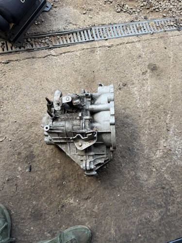 Mitsubishi colt czt 5t - colt,