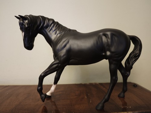 Beswick black beauty satin - black,