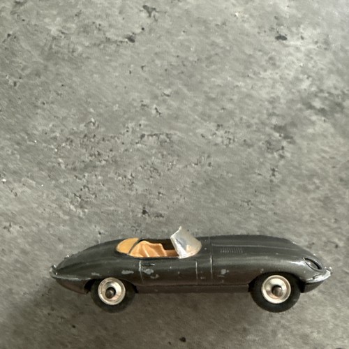 Corgi toys 307 type jaguar - 307,