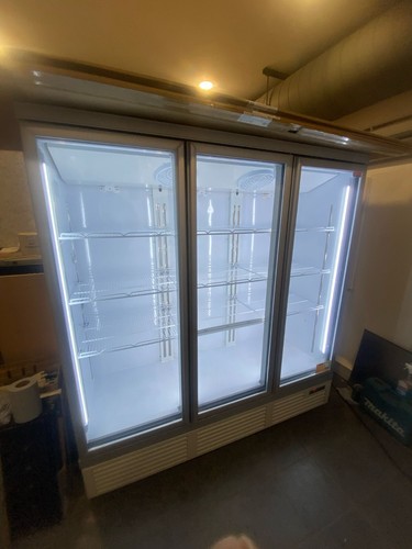Door glass upright display - 3,