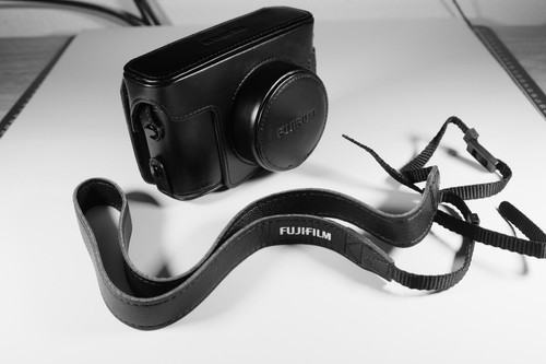 Fuji x100 body grip black - x100,
