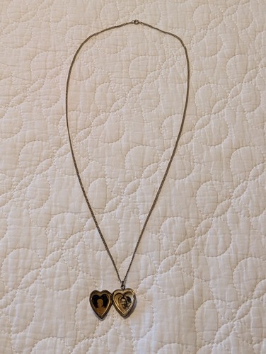 Vintage sweetheart locket