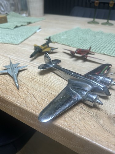 Die cast vintage - cast,