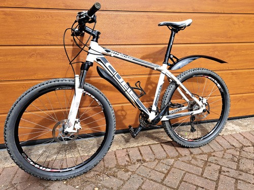 Cube attention hardtail - attention,
