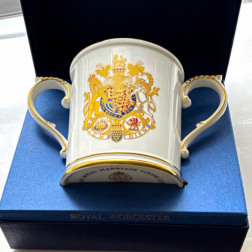 Royal worcester bone china - royal,