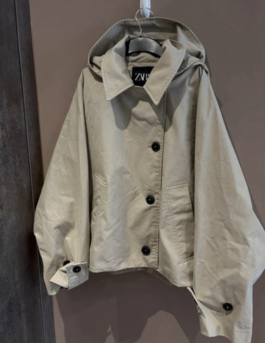 Zara cream cape balloon