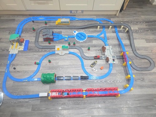 Thomas the train ultimate - thomas,