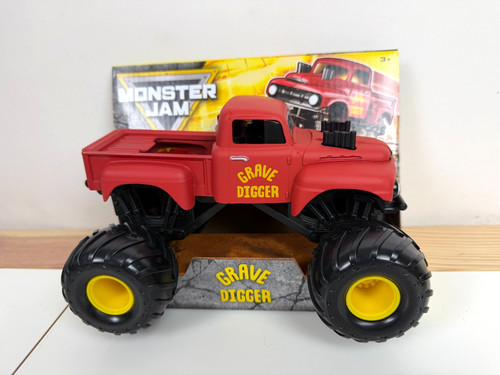 Monster jam official grave - monster,