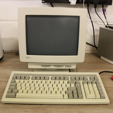 Vintage Wyse Wy-55es Terminal Monitor With Keyboard Power on tested