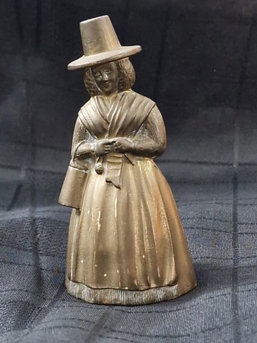 Brass bell welsh - welsh, desk