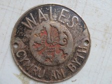 WALES CYMRU AM BYTH  CAR BADGE