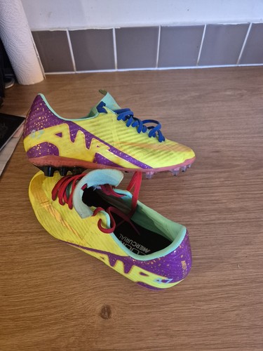 Kids football boots nike - football,